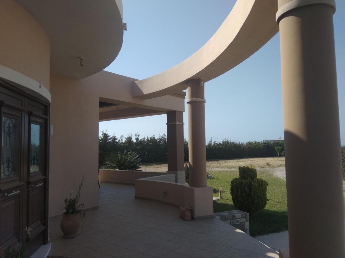 Kos Villa - Family Comfort With Large Garden, Jacuzzi Exterior foto